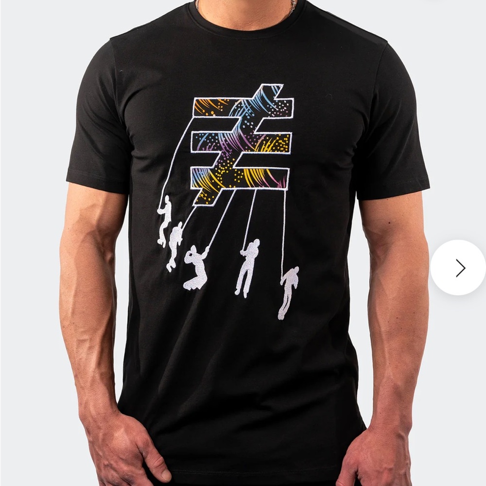 MACEOO T Village LIMITED EDITION GRAPHIC T-SHIRT-LARGE BLACK